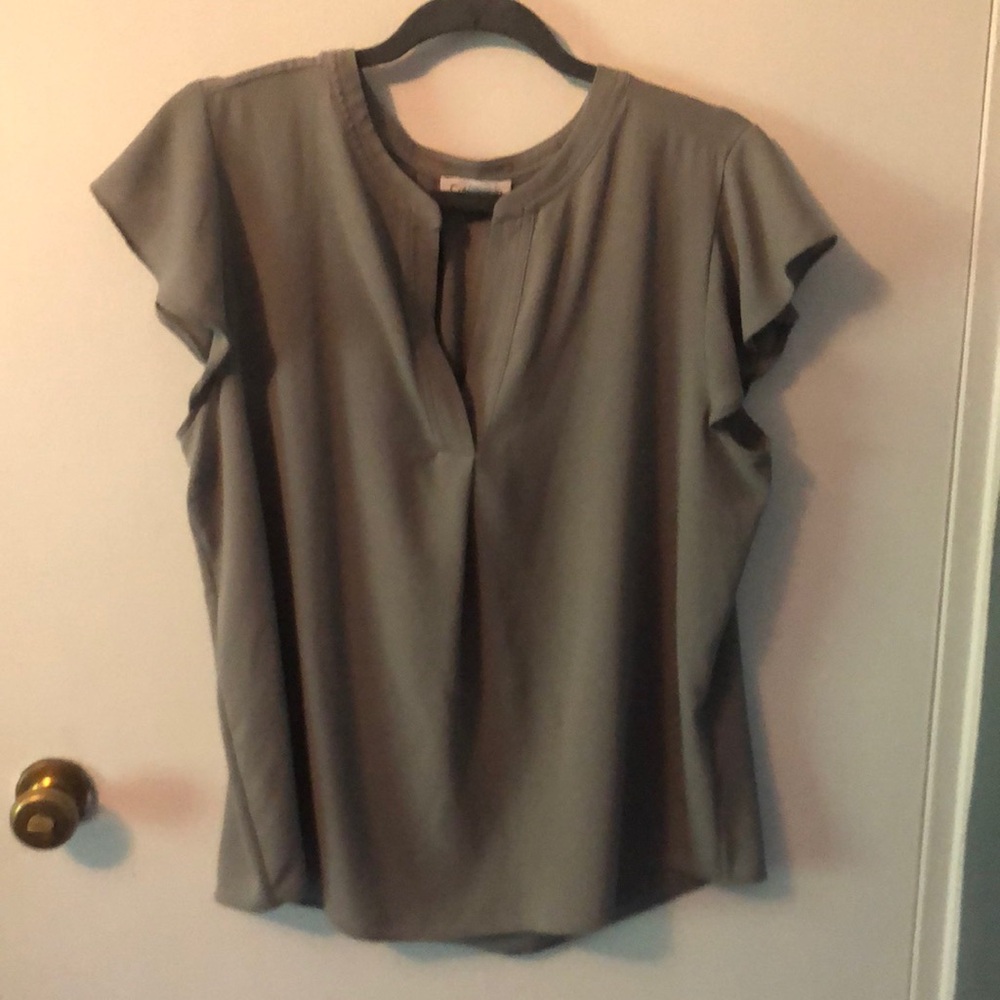 short sleeved Calvin Klein top, size XL